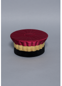 Toque en Satin Groseille 1 Galon Or