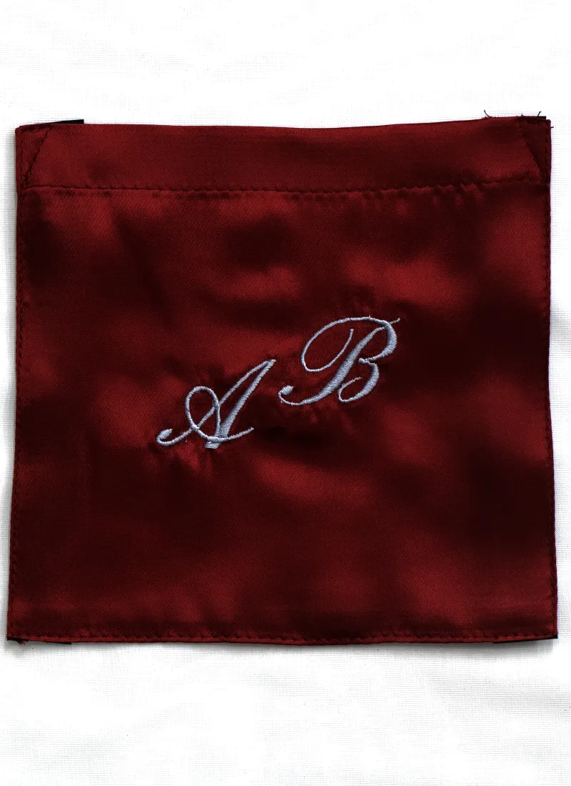 Broderie initiales milieu de poche 4cm